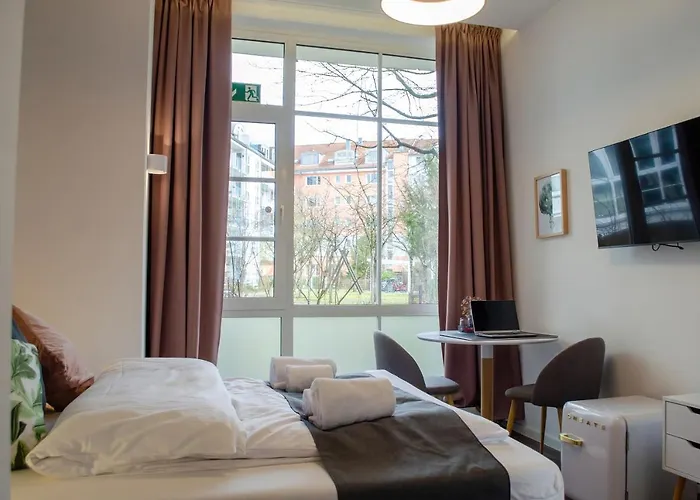 HOMELY STAY Studio 8